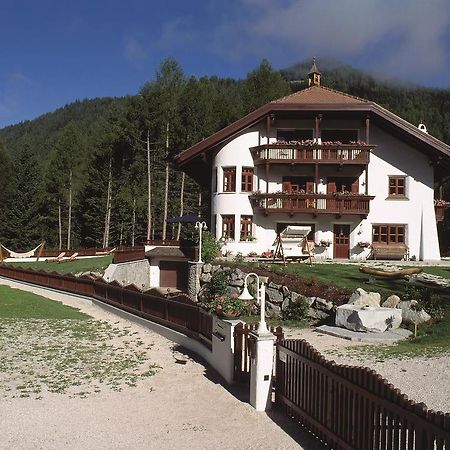 Appartamento Im Weissen Schloessl Friedemann Rasùn di Sotto Camera foto